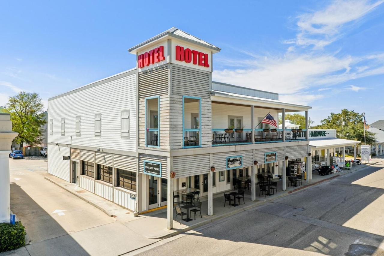 Hotel Whiskey In Pass Christian Exterior foto